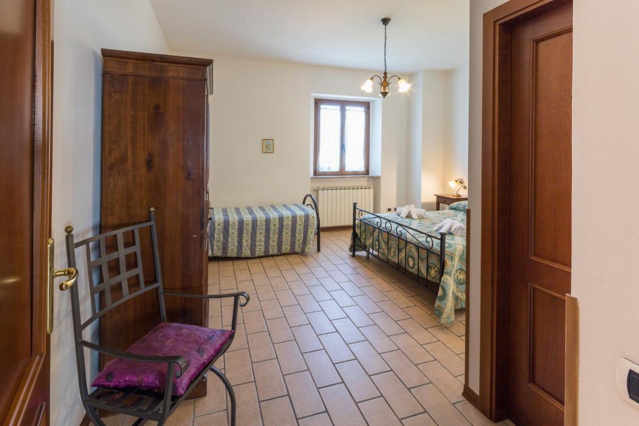 Agriturismo Casella Del Piano Губбио Экстерьер фото