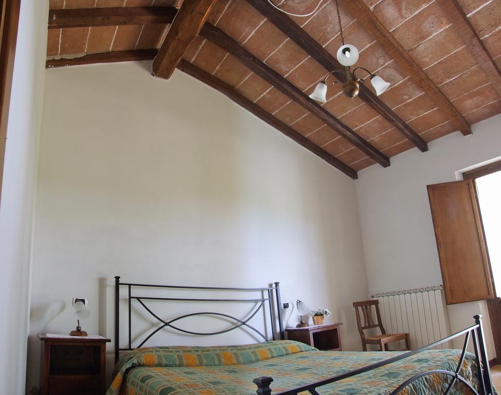 Agriturismo Casella Del Piano Губбио Номер фото