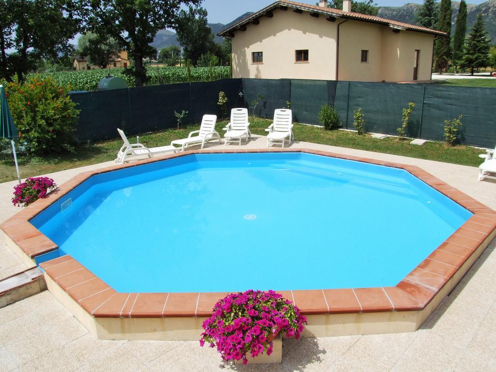 Agriturismo Casella Del Piano Губбио Экстерьер фото